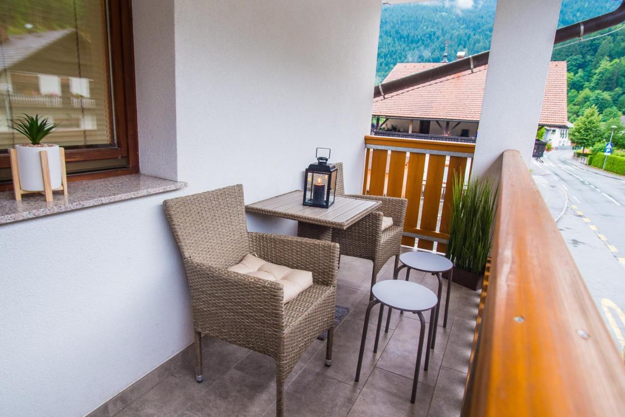 Apartment Veninsek Luče Eksteriør billede