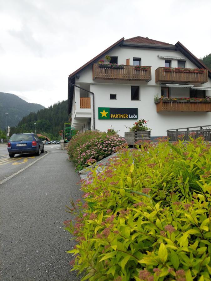 Apartment Veninsek Luče Eksteriør billede