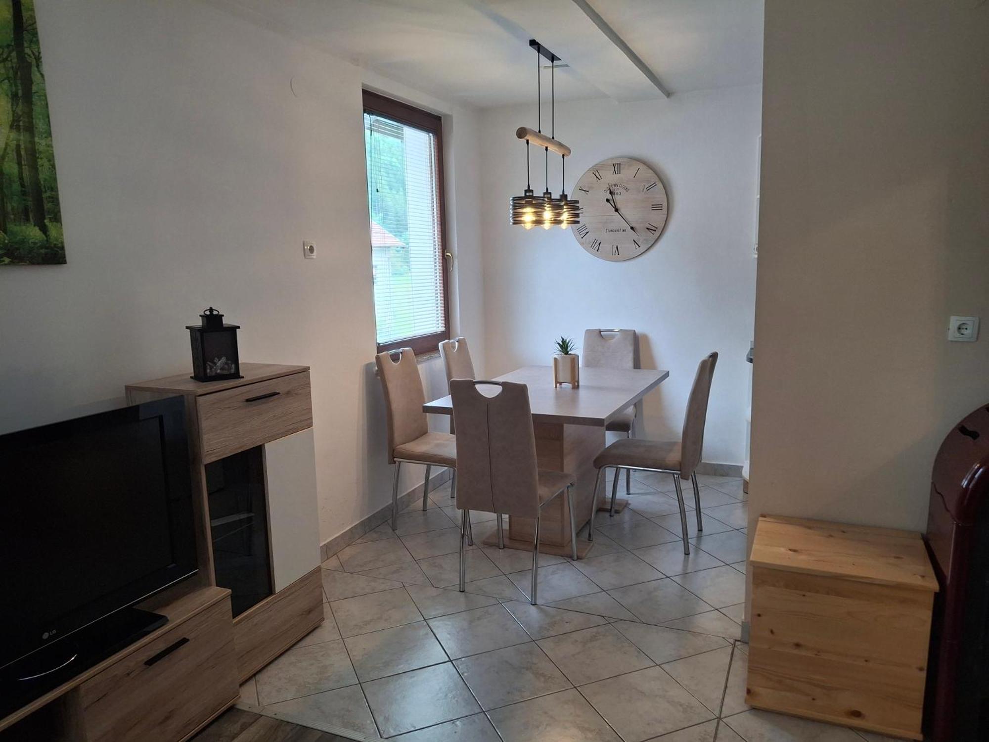 Apartment Veninsek Luče Eksteriør billede